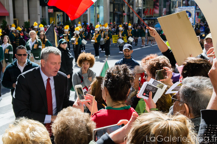 Bill de Blasio talking to demonstrators