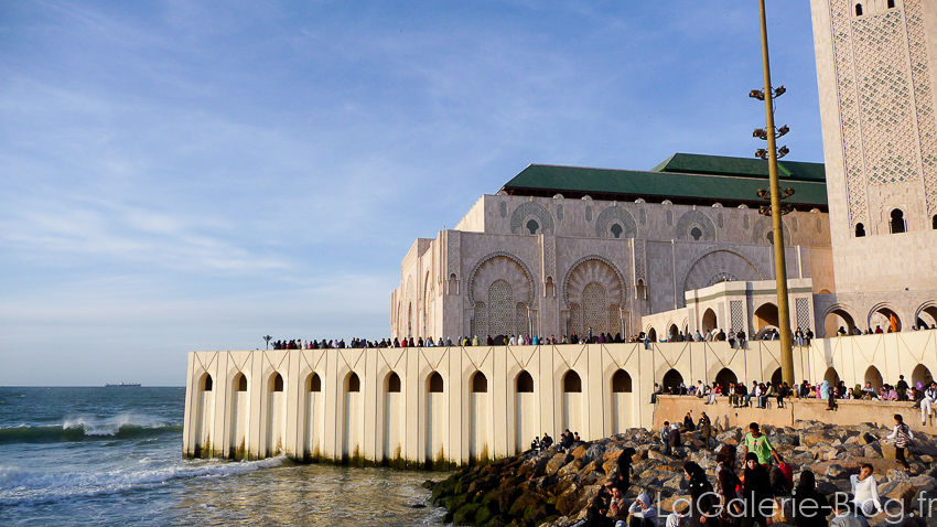 mosquée hassan II avec vue sur la mer