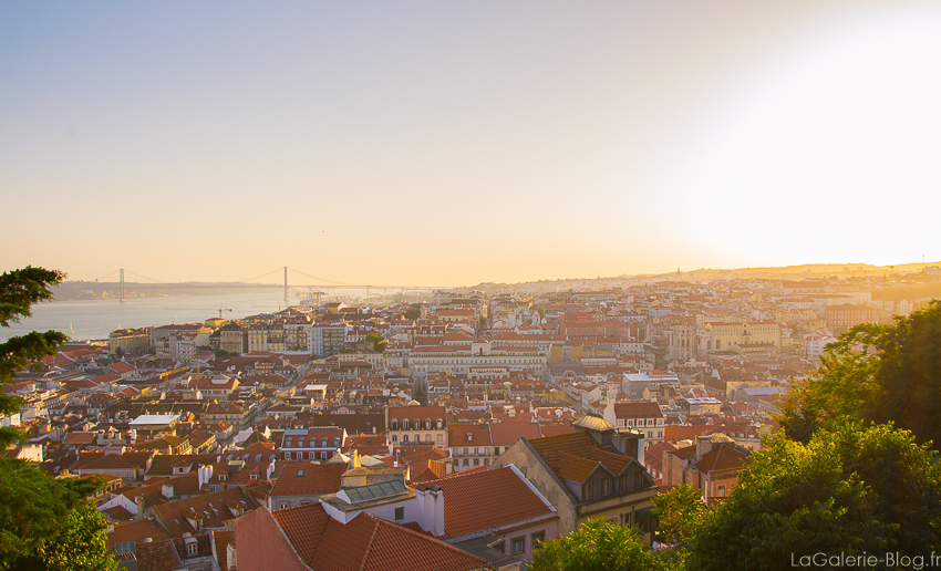 vue sur l'alfama lisbonne