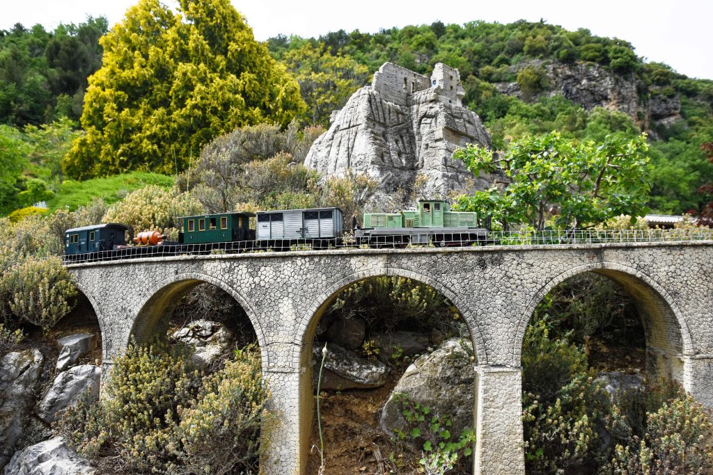 jardin des trains ardéchois